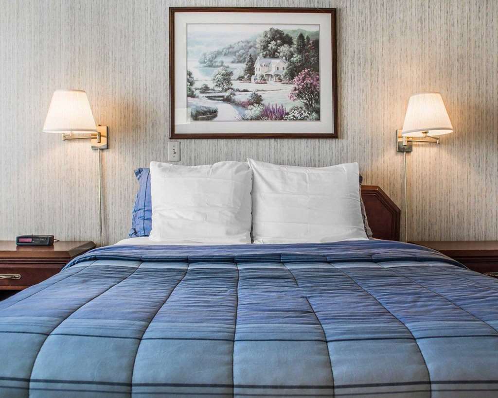 Rodeway Inn Marshall Manor Хорсхедс Номер фото