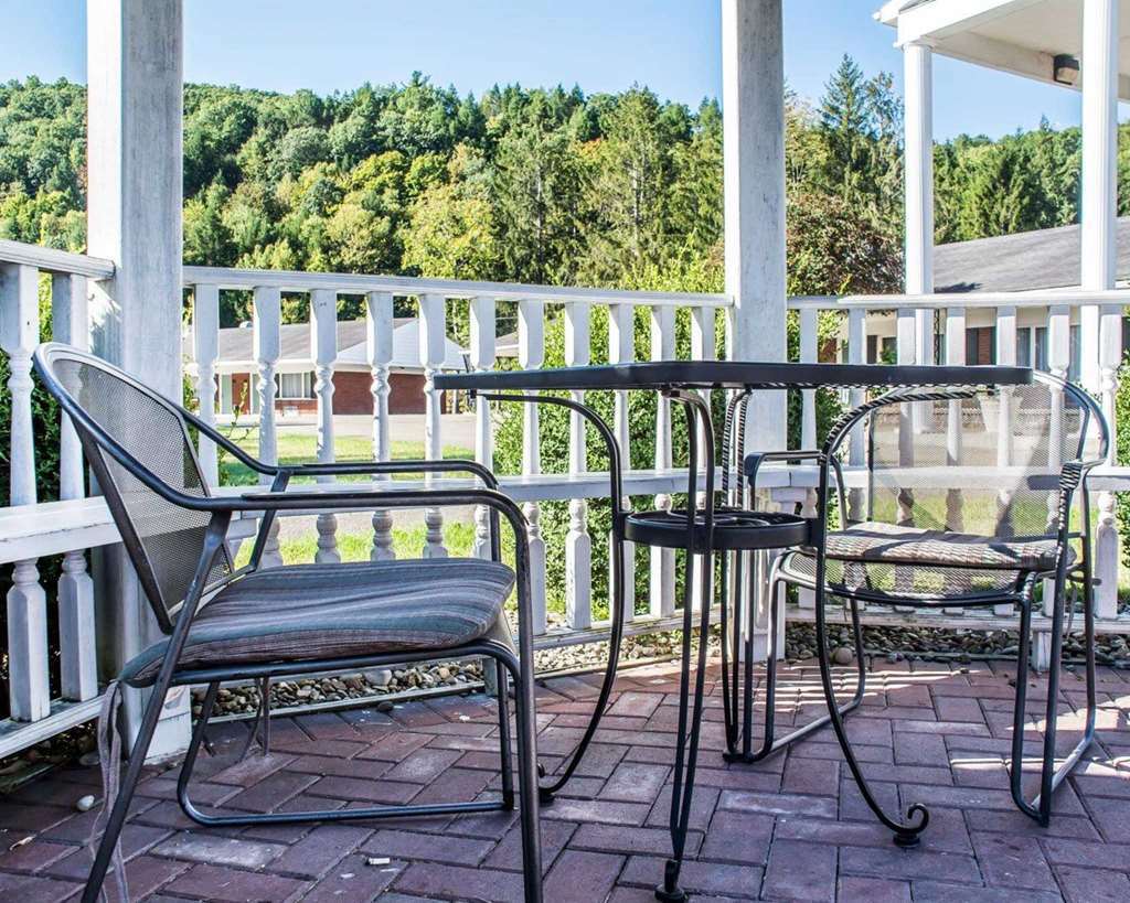 Rodeway Inn Marshall Manor Хорсхедс Удобства фото